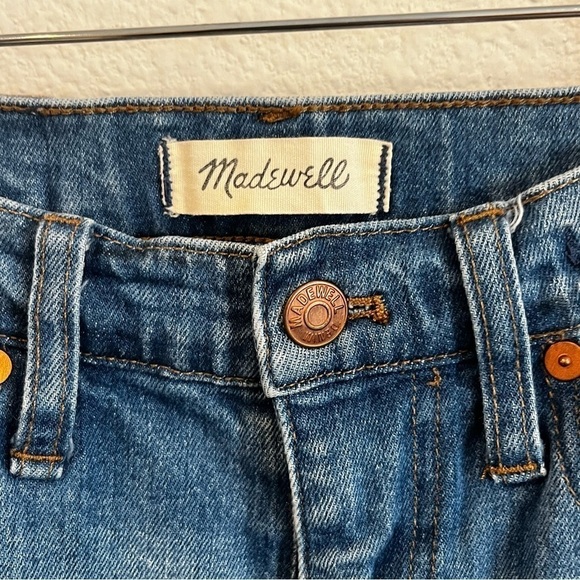 Madewell The High-Rise Slim Boyjean in Dover Wash: Raw-Hemmed Edition size 24 - Picture 10 of 16